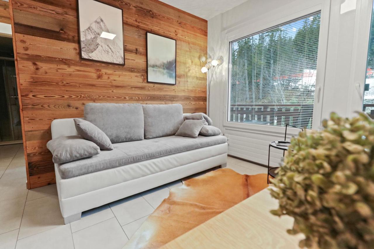 Appartement 2,5pce - plein centre de la station - Rénové Crans-Montana Esterno foto