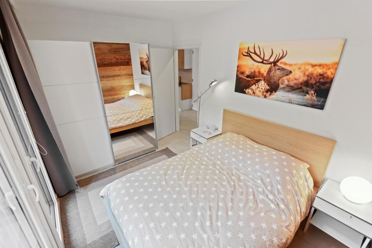 Appartement 2,5pce - plein centre de la station - Rénové Crans-Montana Esterno foto